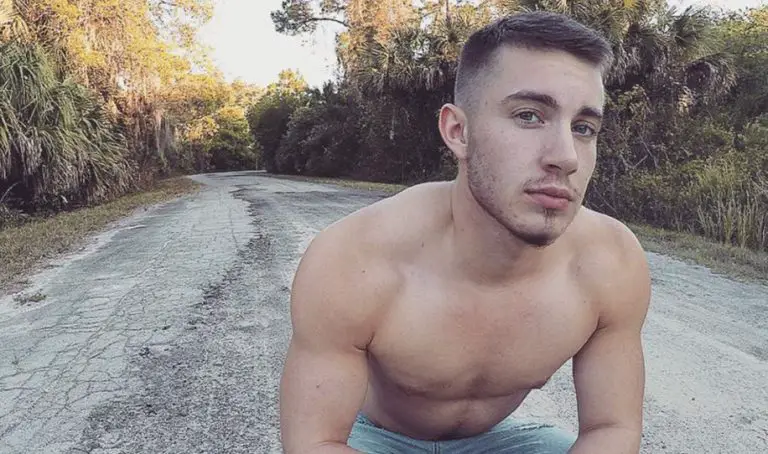 Un giovane trans pubblica le sue foto prima e dopo la transizione, ciò che gli ha causato la perdita di familiari e amici