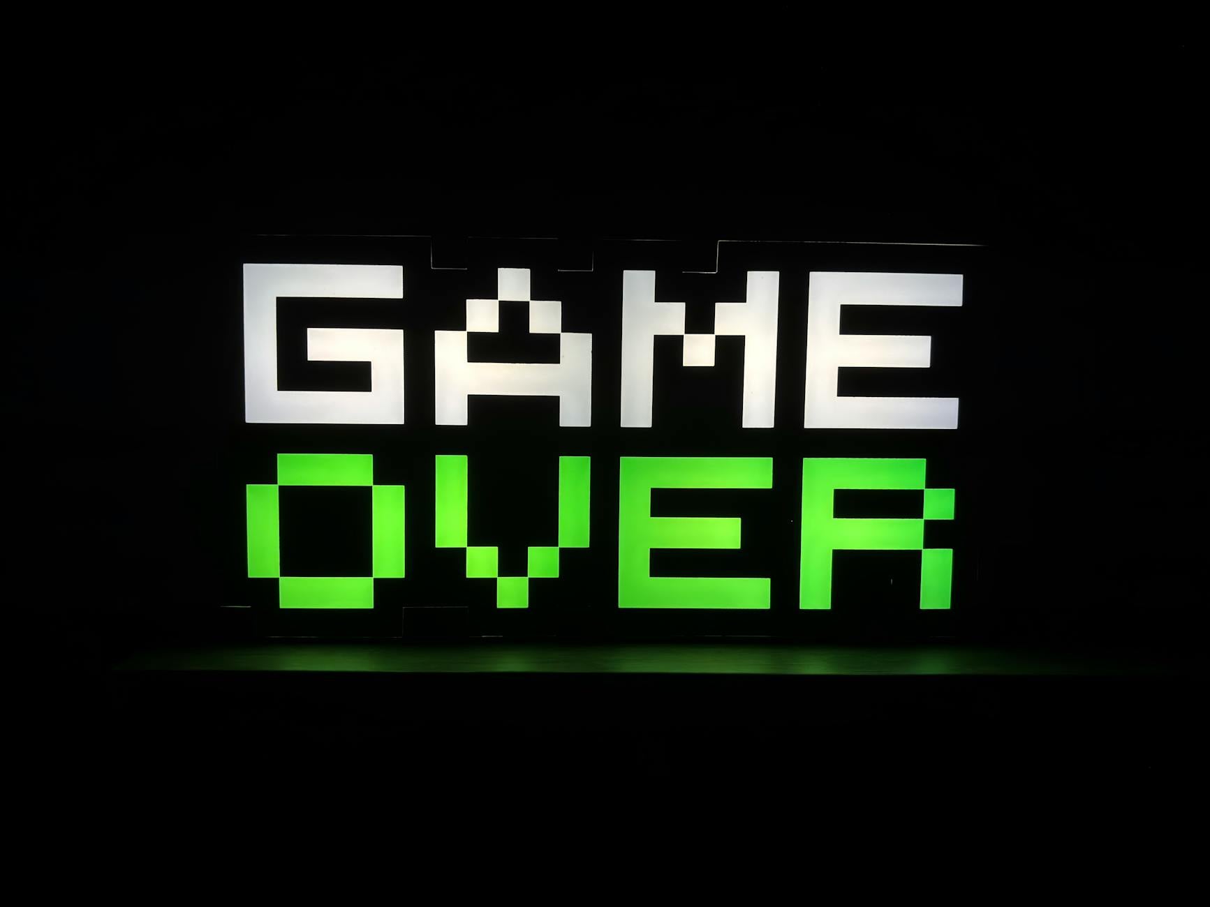Schermata di gioco a blocchi in stile pixel