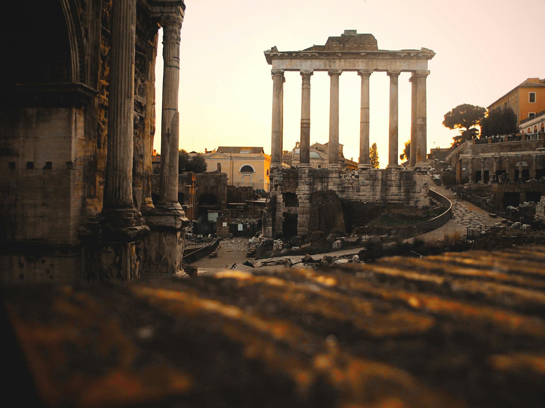 Statua romana che indossa la toga