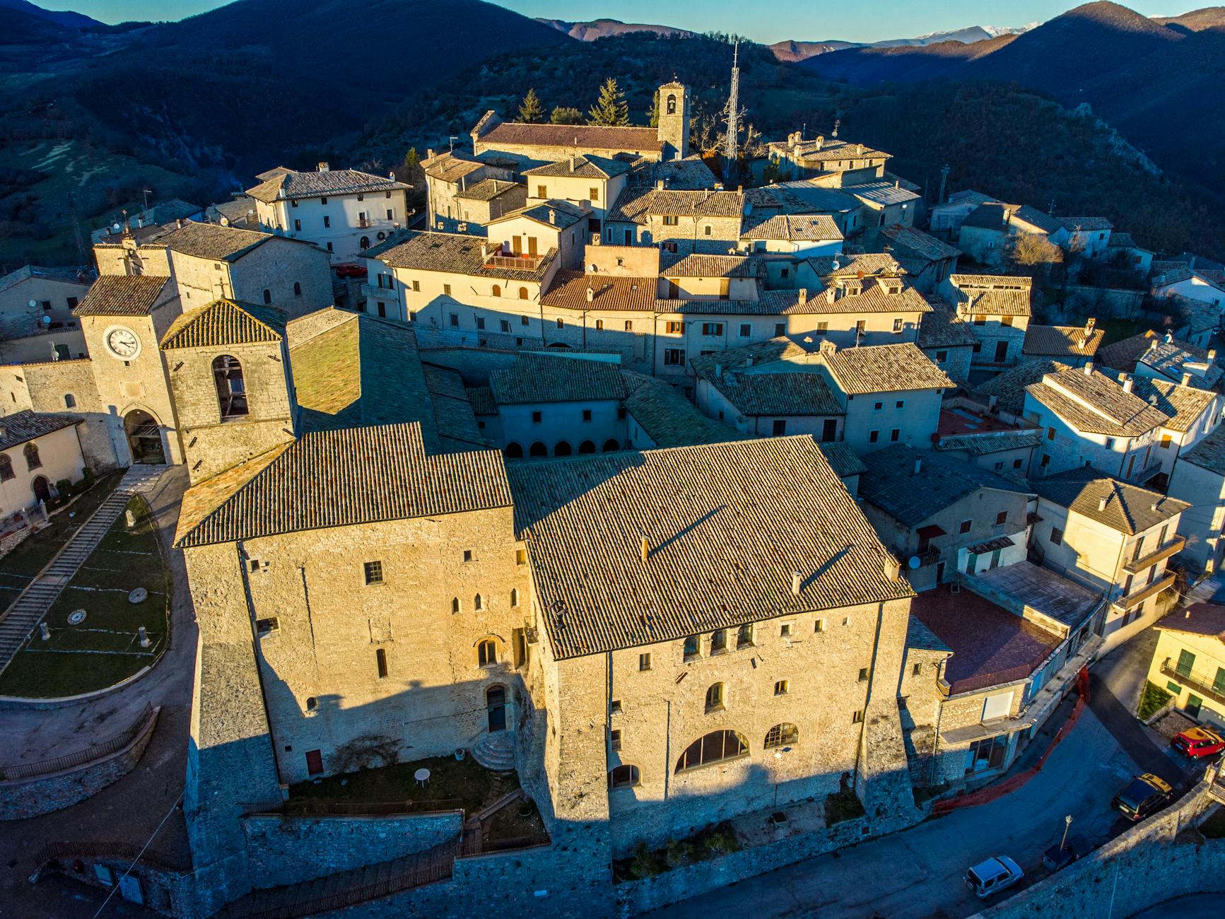 Architettura medievale di Spoleto in Umbria