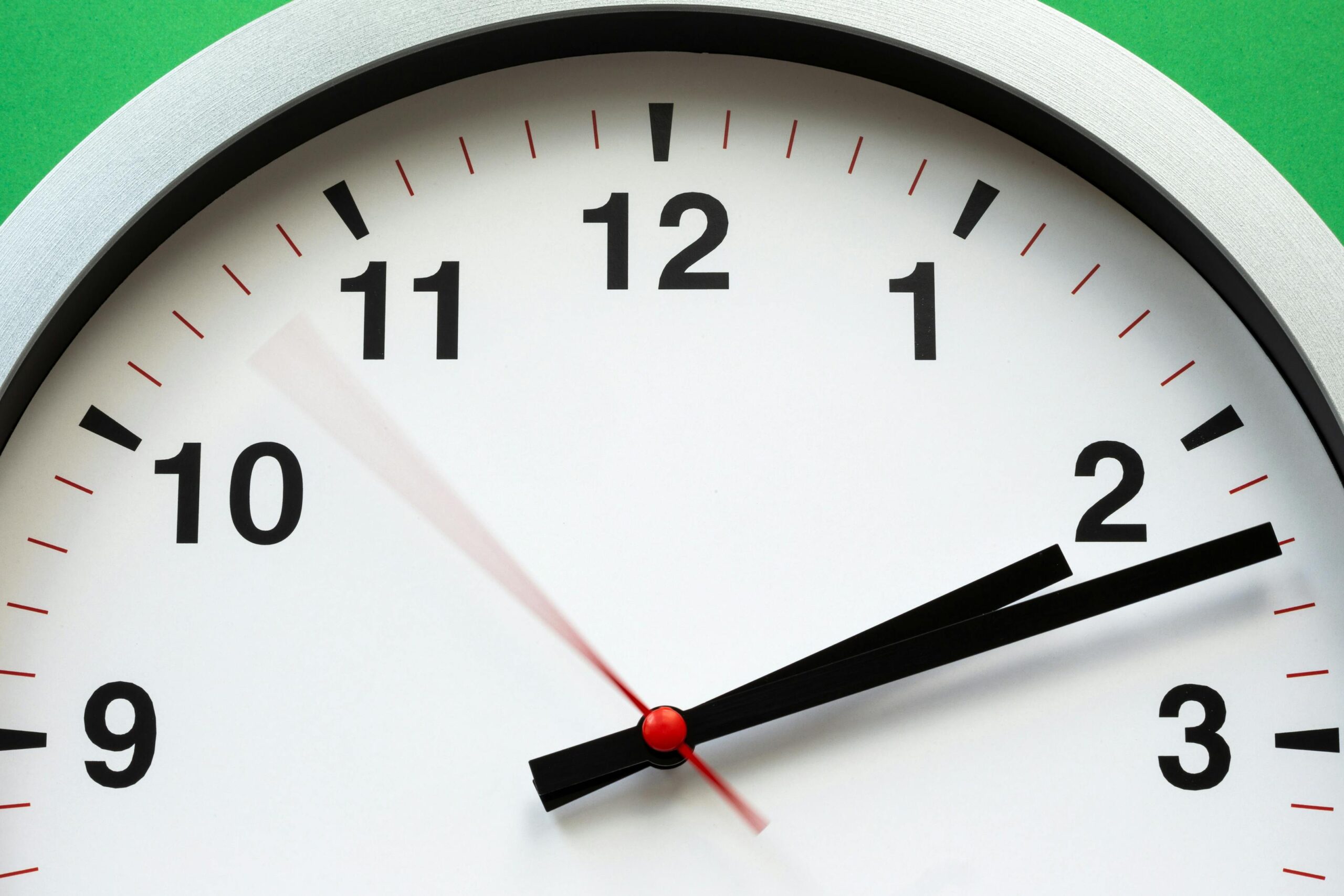 Orologio antico che simboleggia lo scorrere del tempo