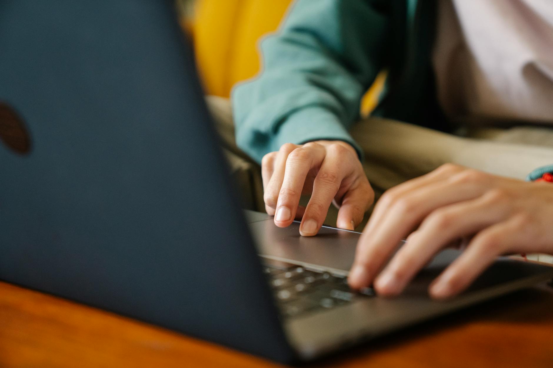 Immagine gratuita di casa, computer, conveniente