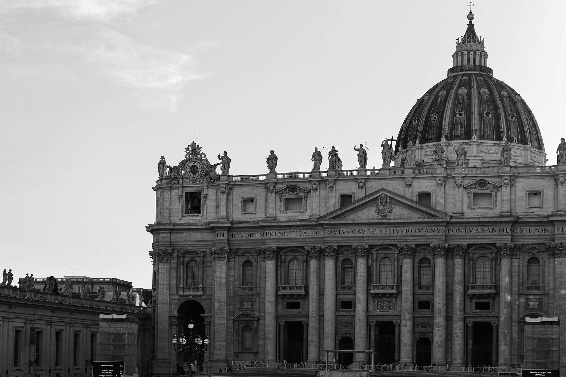 Interno di una basilica romana