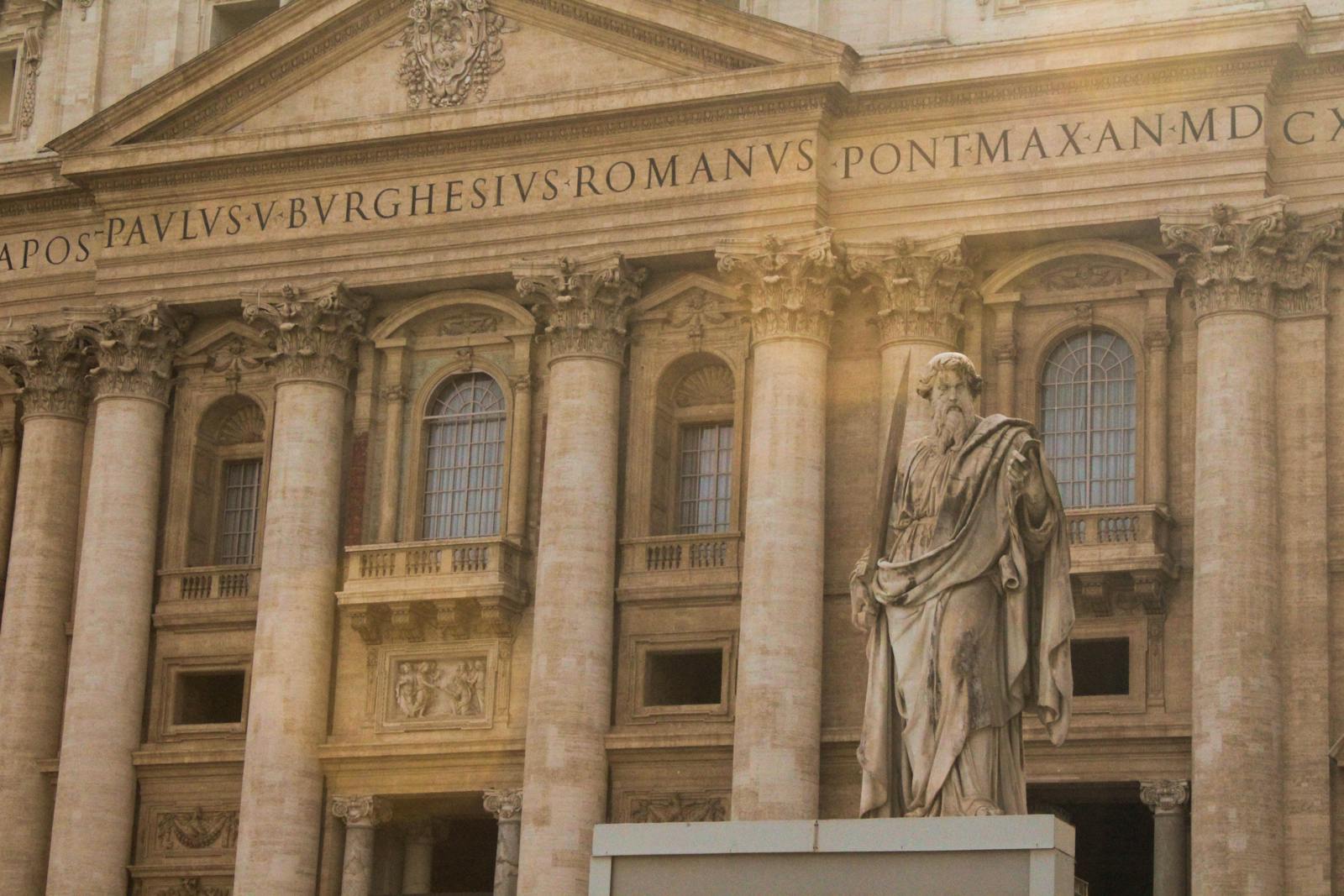 Facciata della basilica di San Pietro in Vaticano