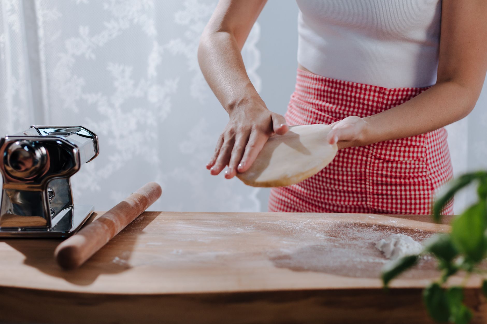 Ingredienti dell'amatriciana: guanciale e pecorino