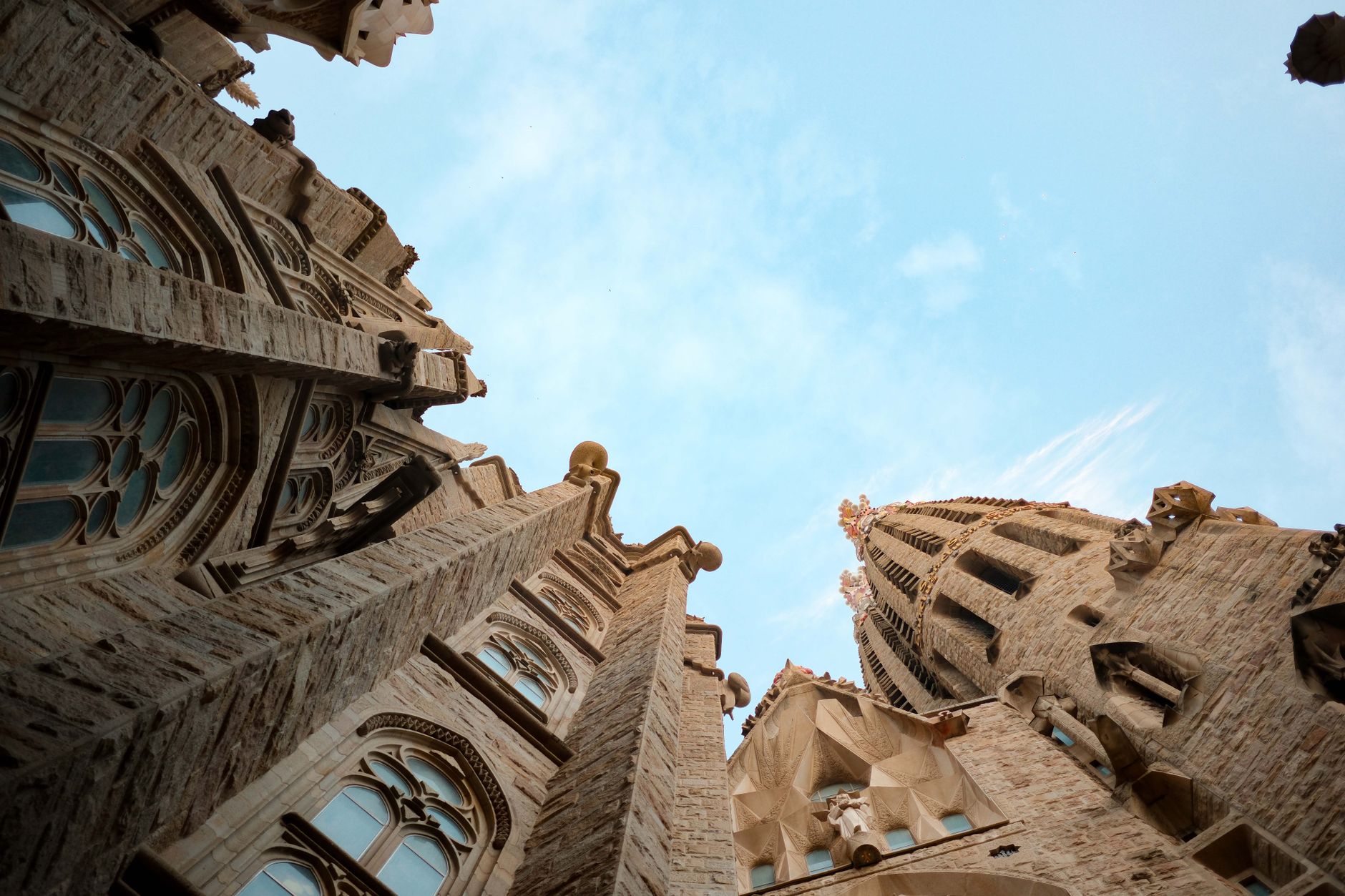 Antoni Gaudì e l'architettura di Barcellona - La Sagrada Família è ancora oggi in costruzione