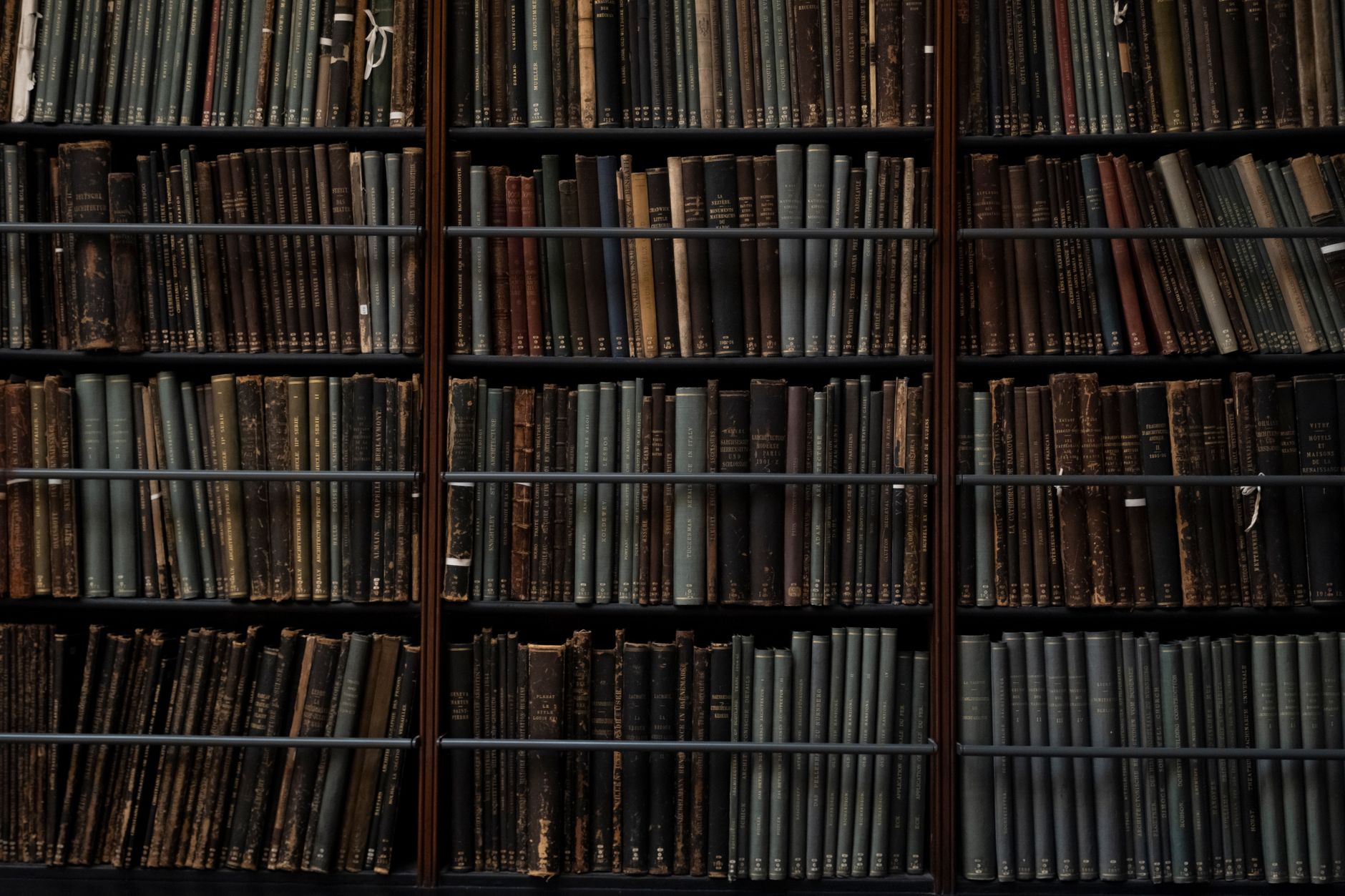 Dizionario antico aperto