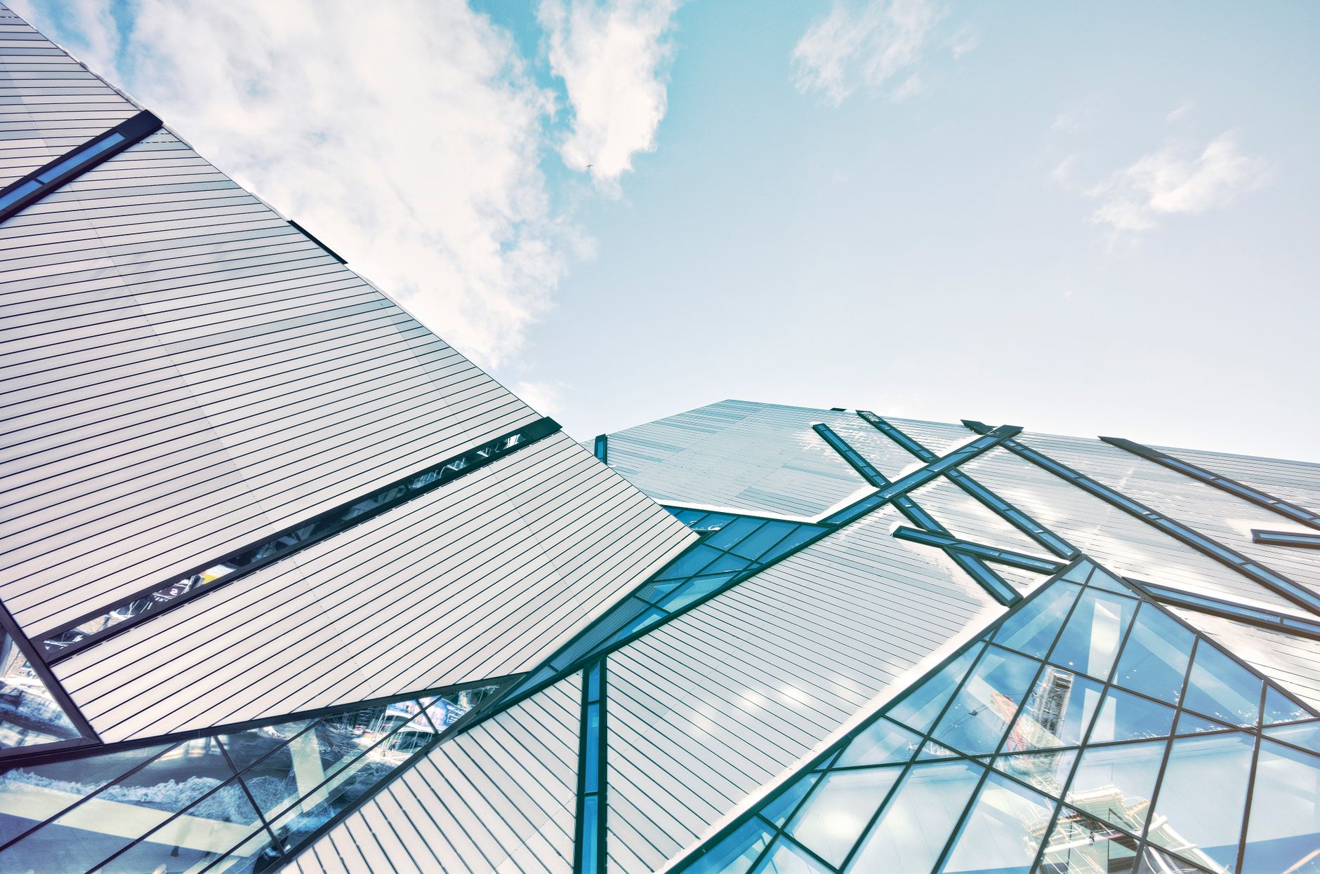 Linee pulite e volumi: l'eredità dell'architettura moderna
