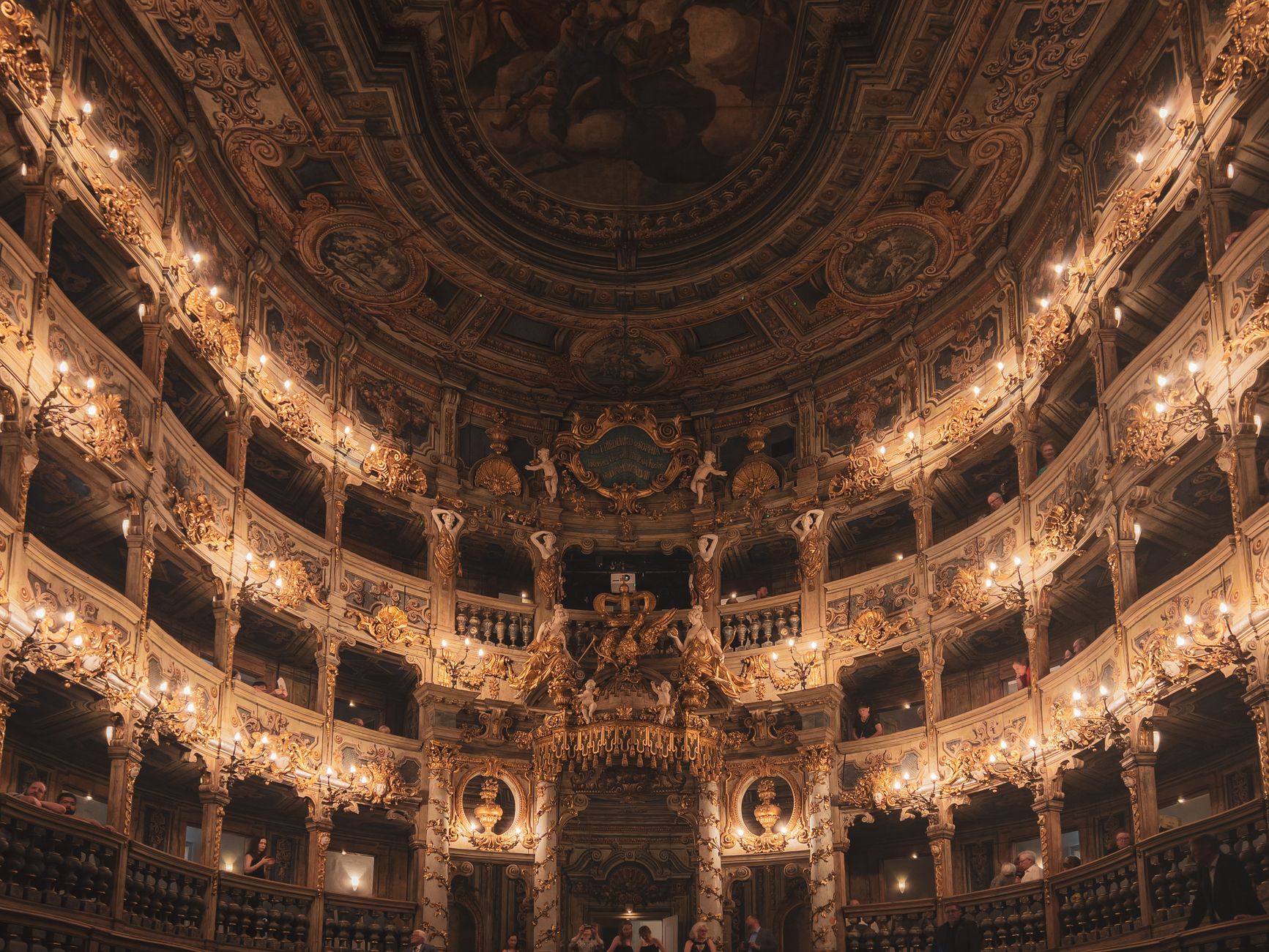 Arena all'aperto per spettacoli serali