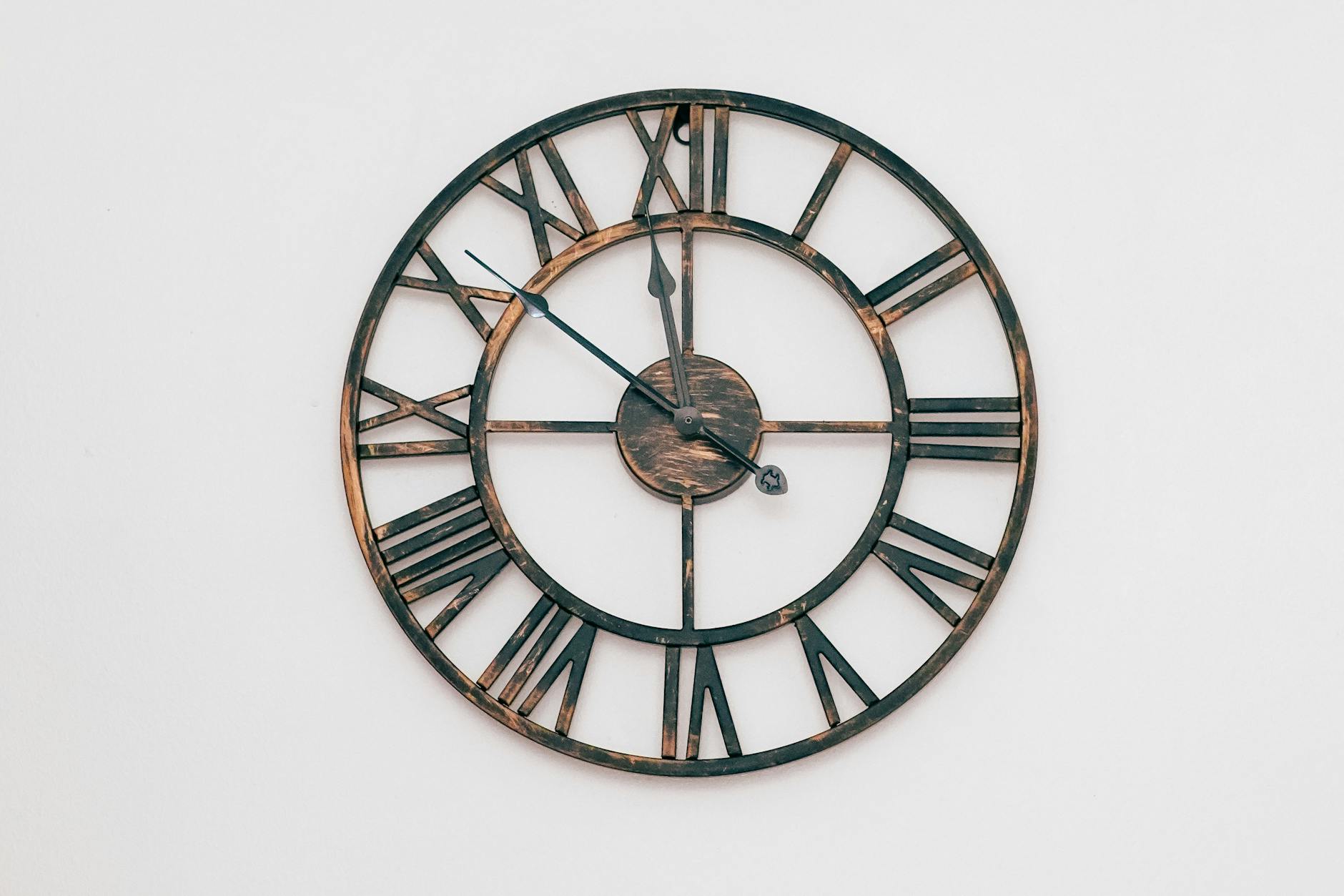 Quadrante di orologio con numeri romani