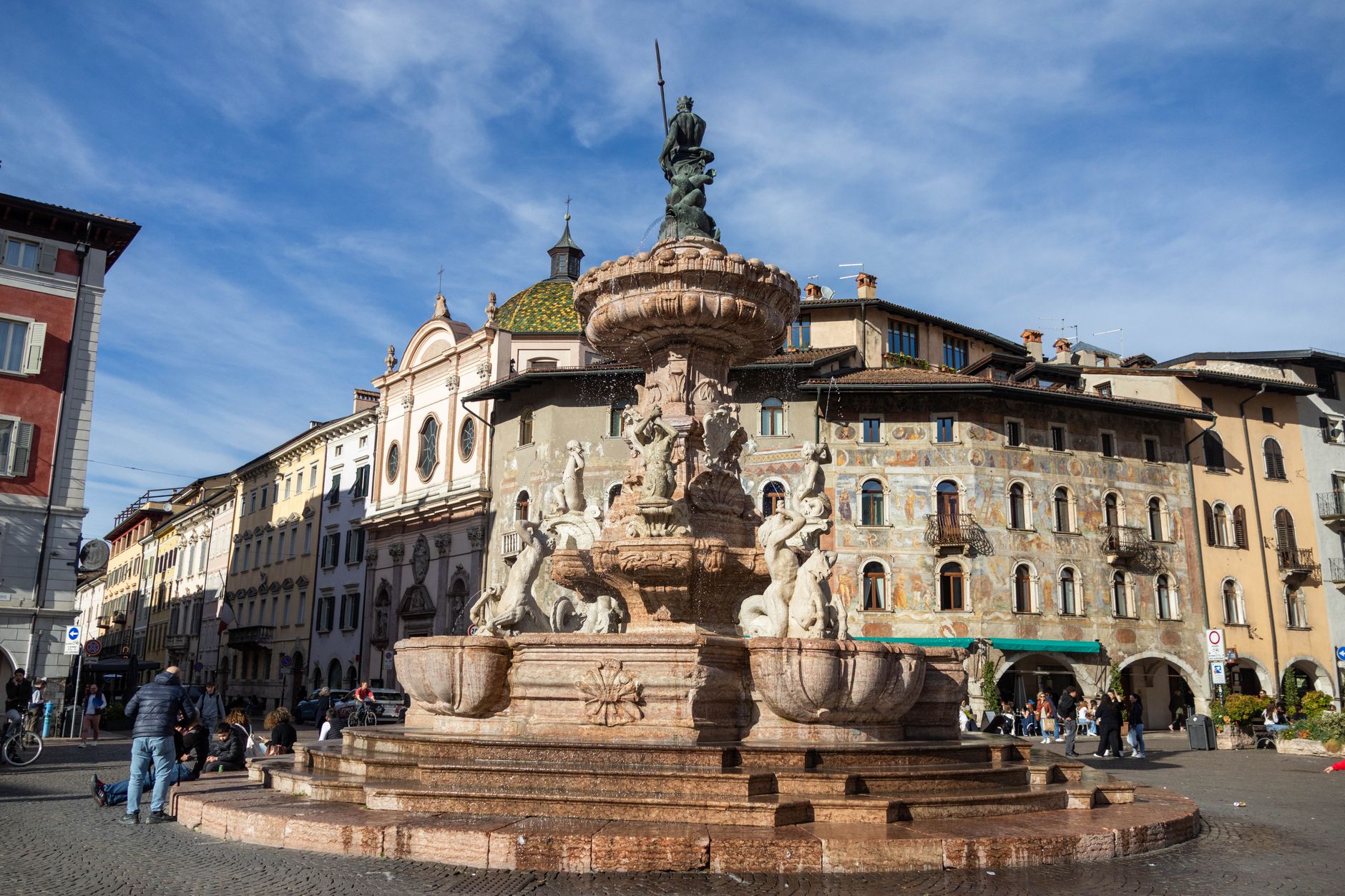 Le Feste Vigiliane animano Trento intorno al 26 giugno.