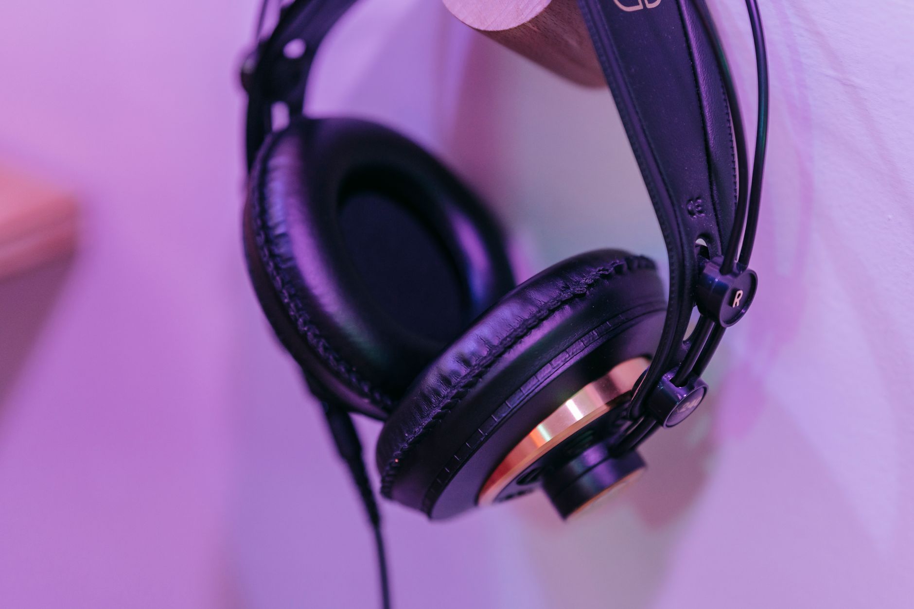 Onde sonore e attrezzatura per la registrazione della musica