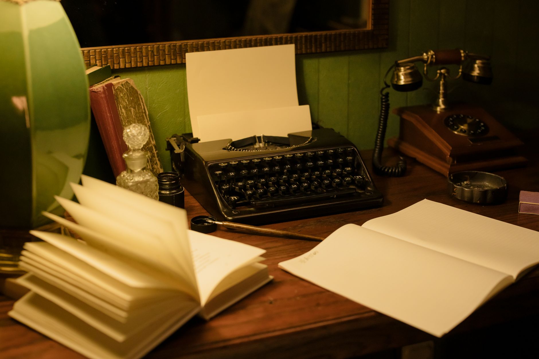 Vecchi libri e quaderni di scrittura