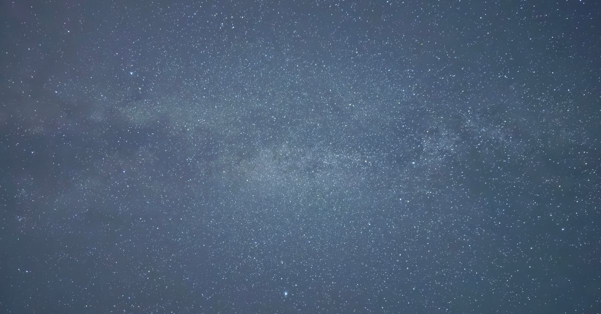 Immagine della galassia con la sua regione centrale luminosa