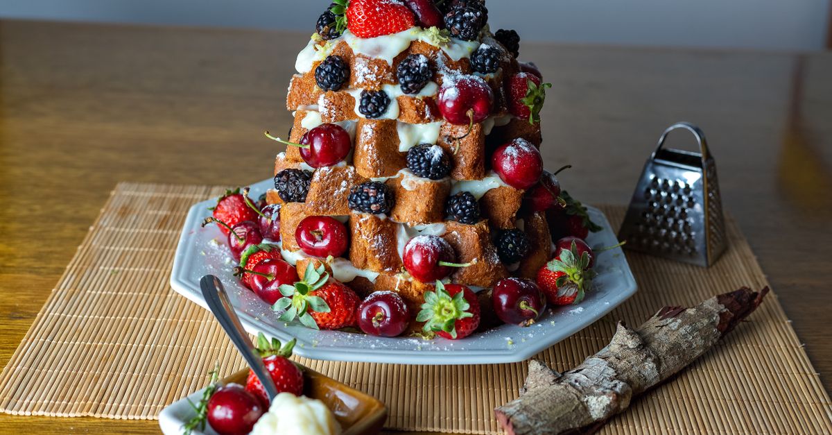 Il pandoro, soffice dolce natalizio tipico di Verona.