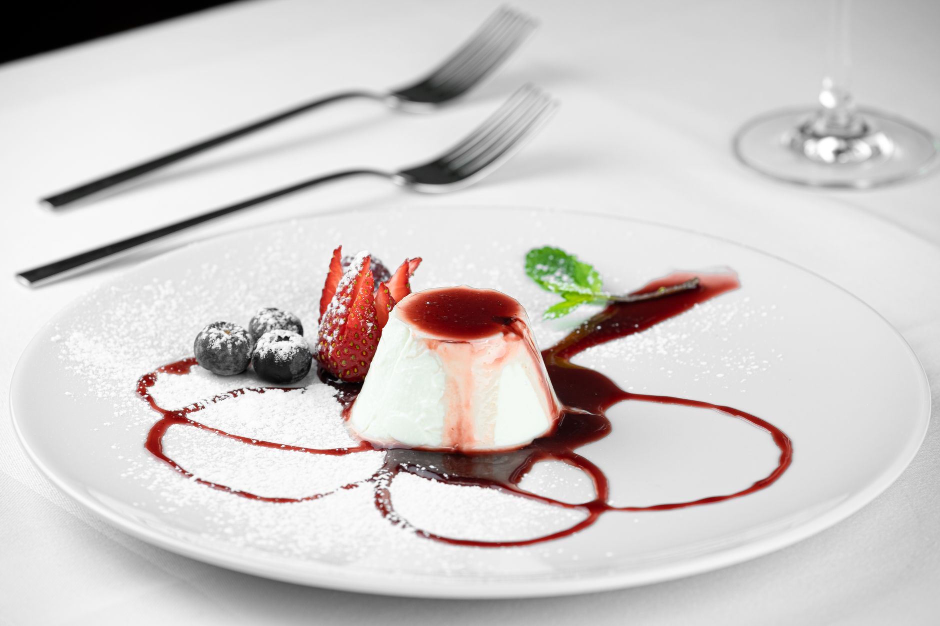 Panna cotta, dolce al cucchiaio della tradizione piemontese