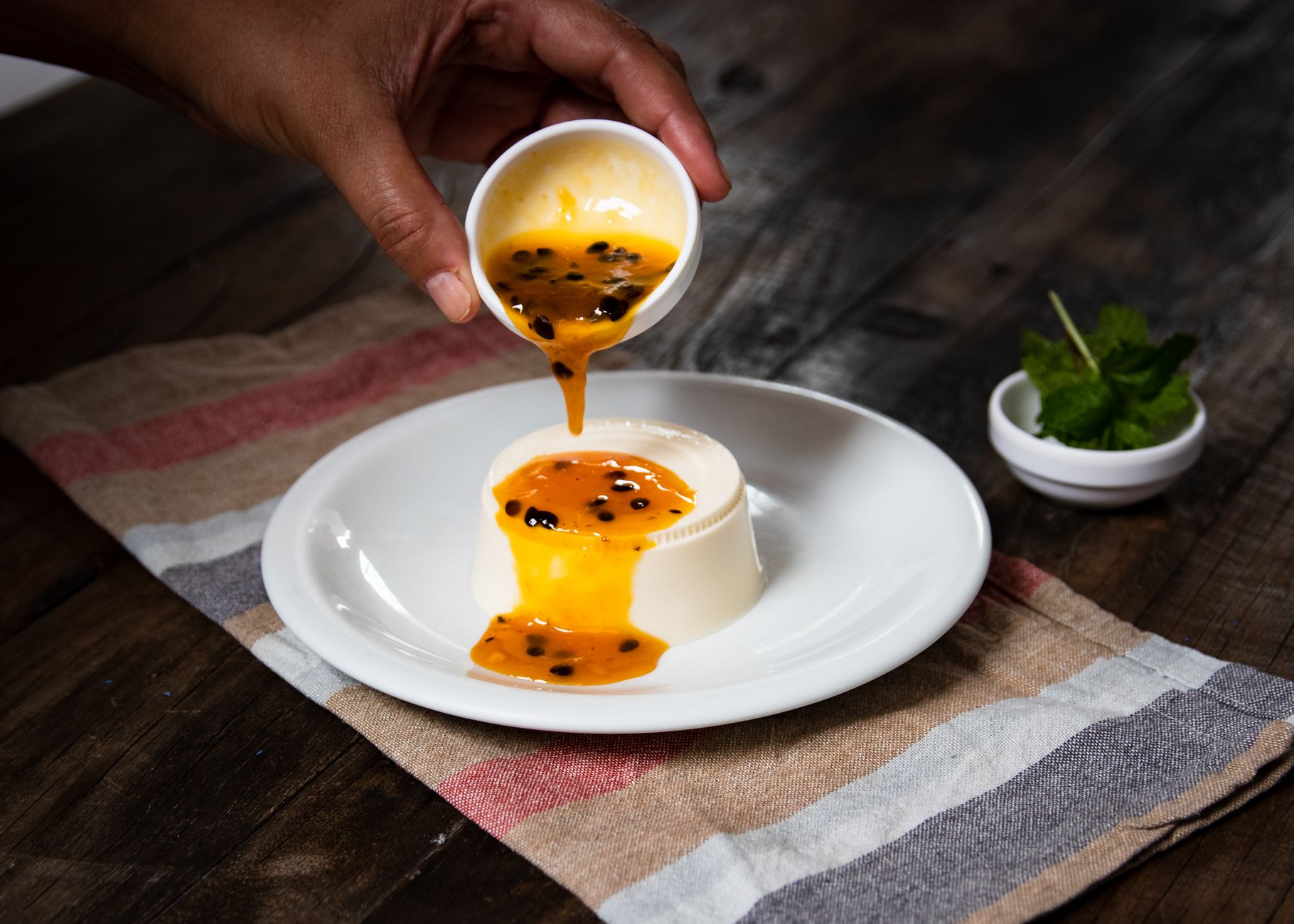 Panna cotta, dolce al cucchiaio della tradizione piemontese