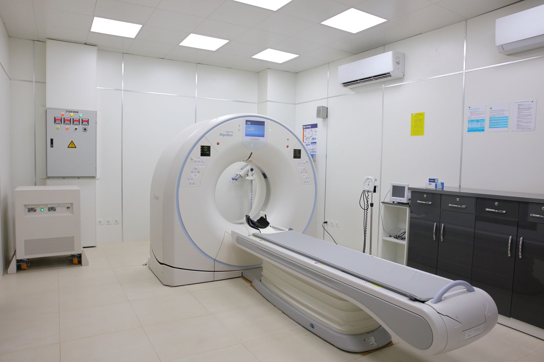 Dettaglio di apparecchiature mediche per il monitoraggio