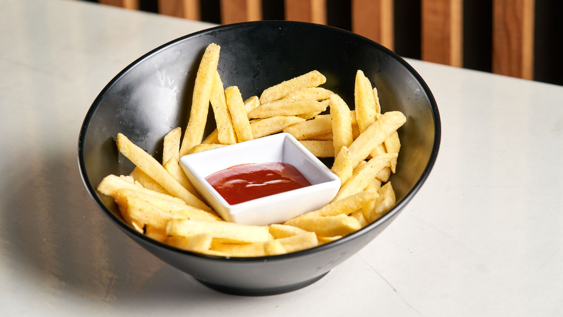 Patatine fritte dorate