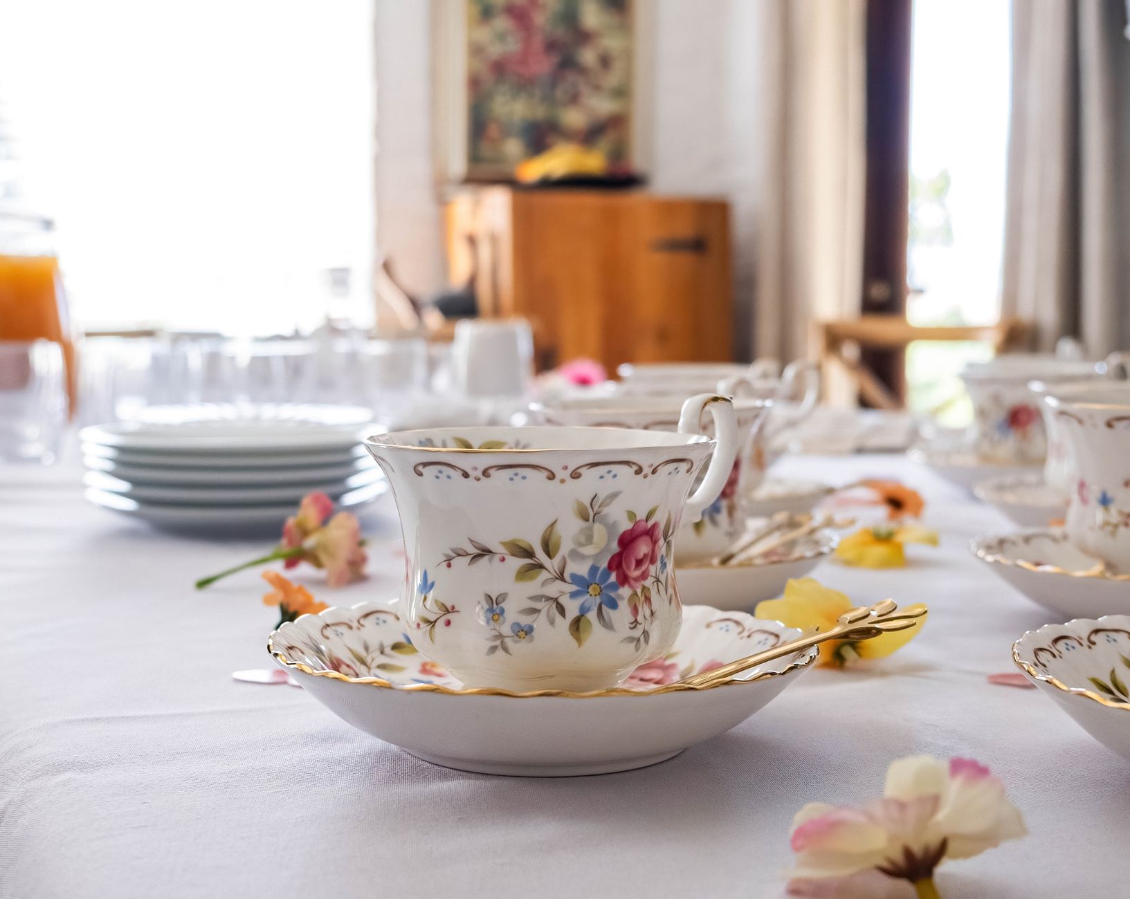tè delle cinque - Il tè delle cinque: come è nato l'afternoon tea inglese
