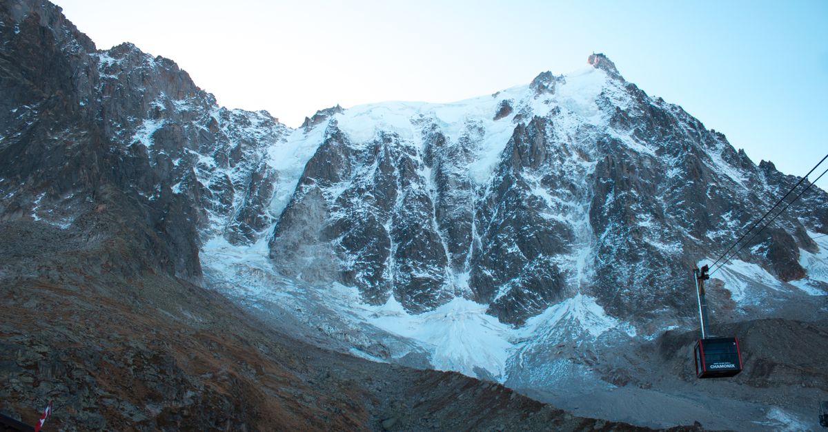 Vetta del Monte Bianco vista dalle Alpi