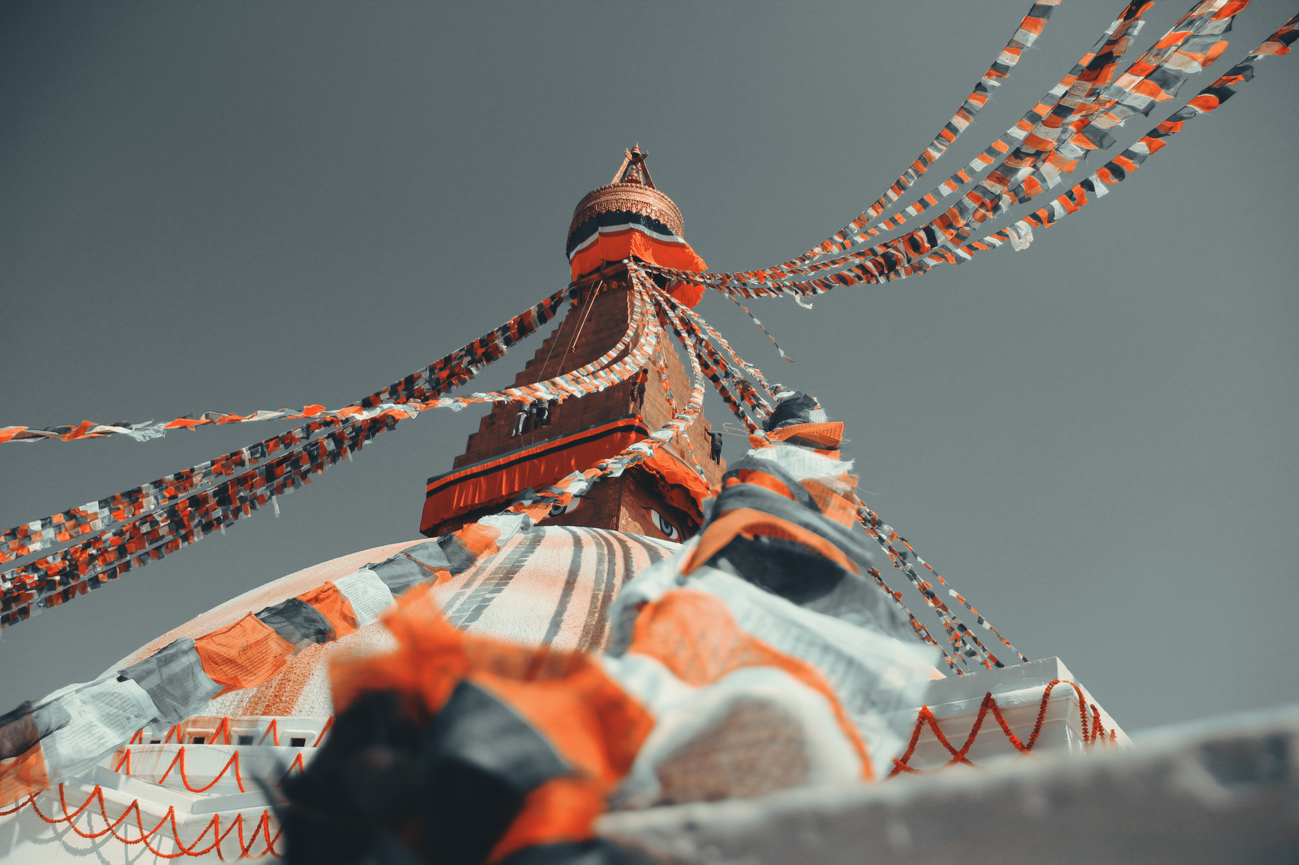 Bandiera del Nepal a due triangoli