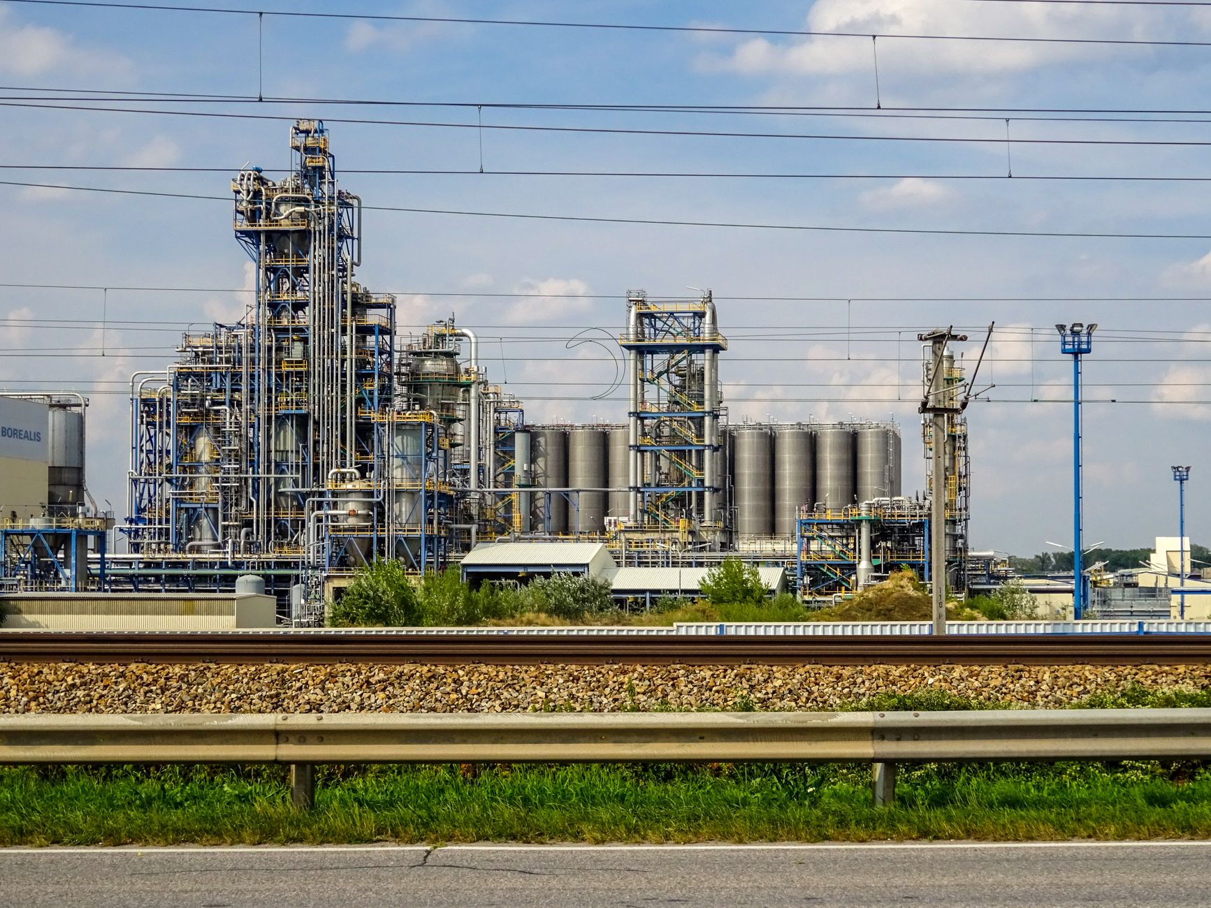 Impianto industriale per la produzione di energia e carburanti