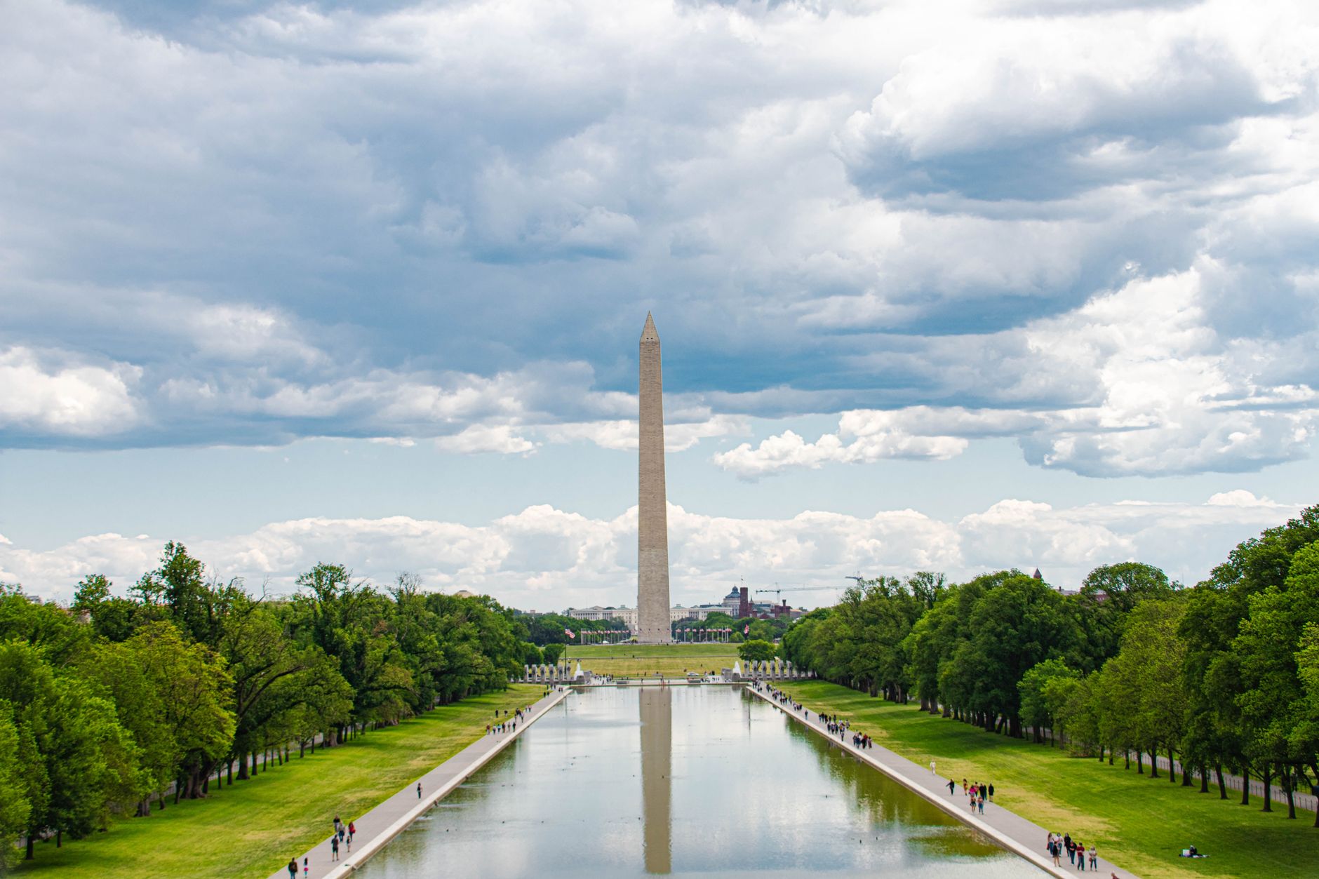 Il Lincoln Memorial di Washington visto dal National Mall