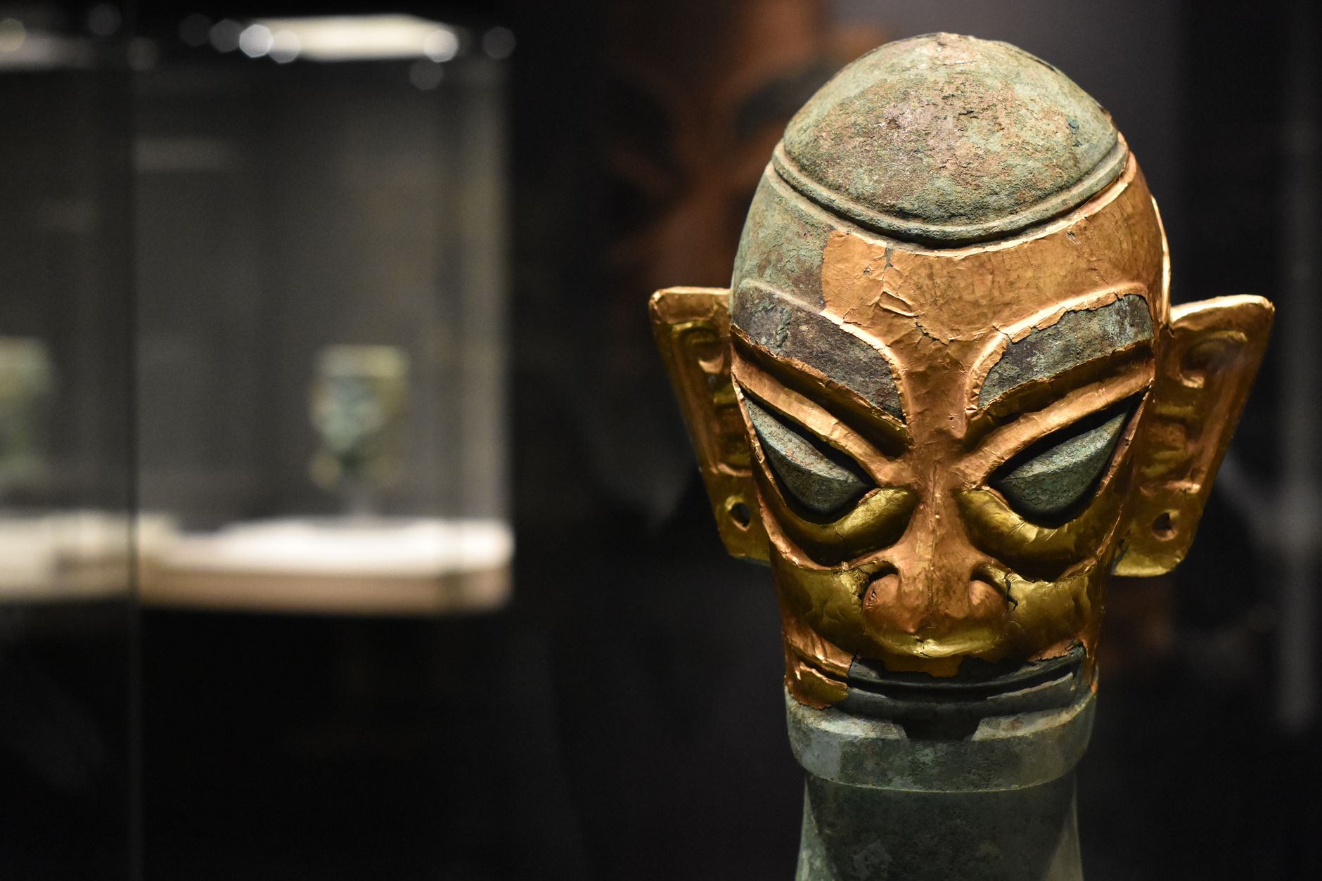 Il ritrovamento unisce archeologia, medicina e vita quotidiana di duemila anni fa.