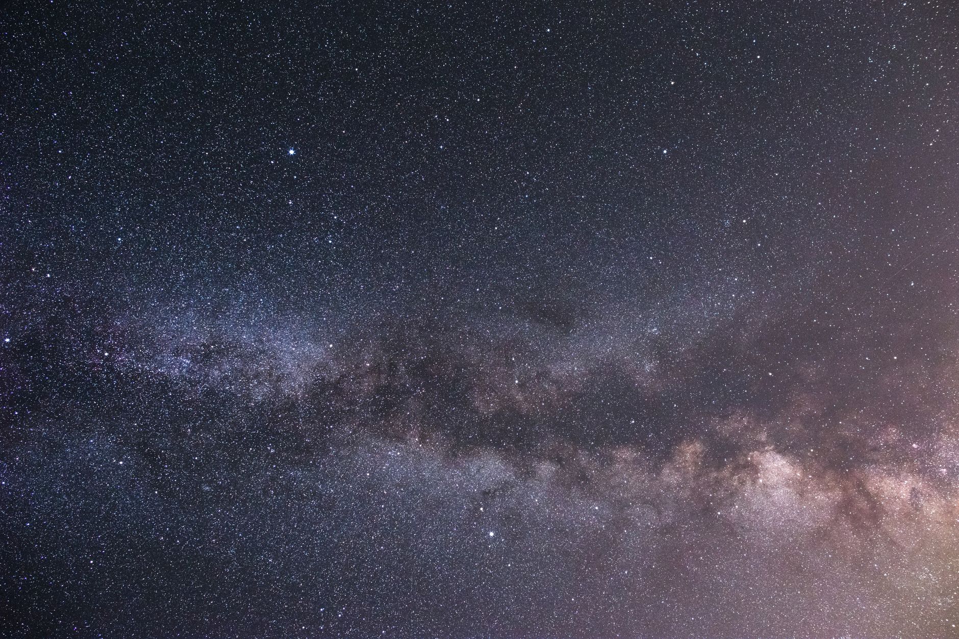 Galassia lontana nell'universo