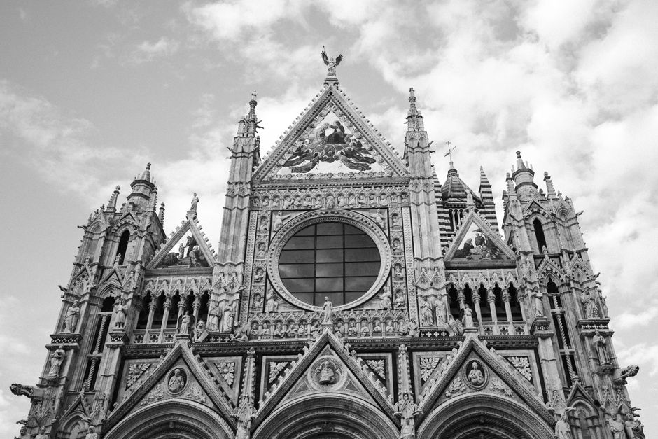 Navata di una chiesa antica