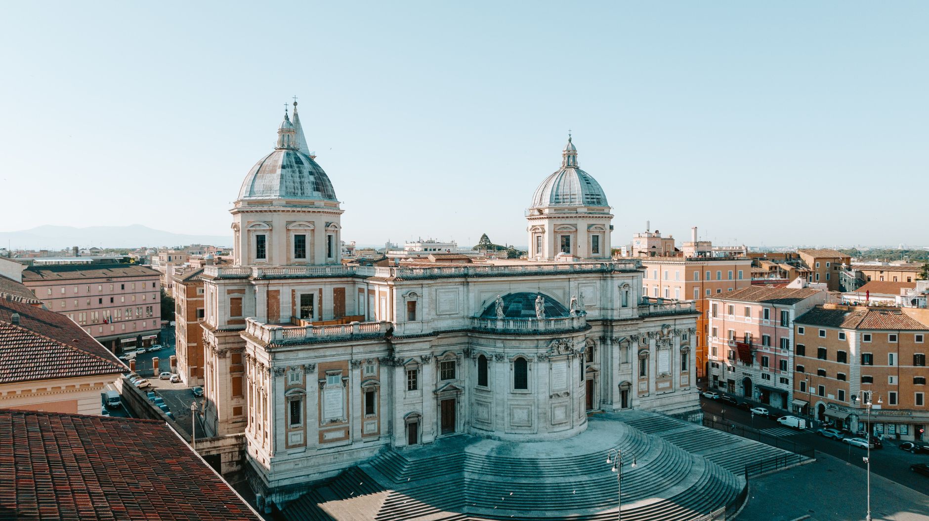 Interno di una basilica italiana